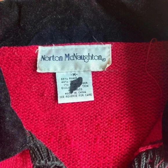 VTG Norton Mcnaughton Christmas Sweater Red Cardigan Gold Accents Women’s Med - Picture 6 of 8